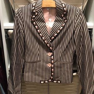 Beautiful chocolate and pick blazer